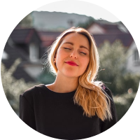 Ecem K.    Eczacı