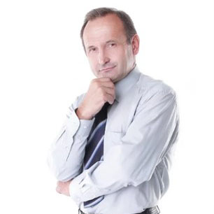 Doç. Dr. Ahmet Tarık E.